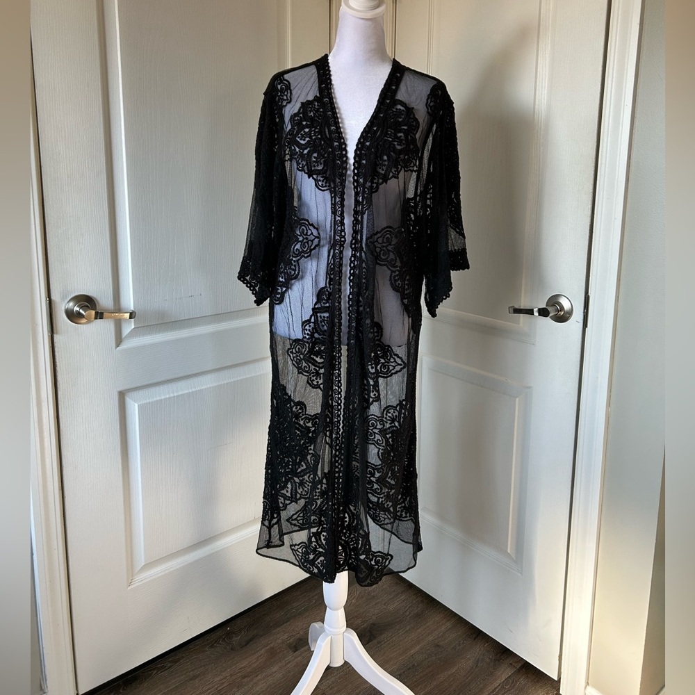 Fairycore Black Lace Cardigan – Women’s Large/XL – Boho Chic Vintage-Inspired”​ - Picture 5 of 10
